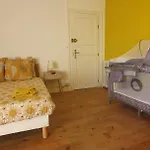 Maison De Rue: Apartman