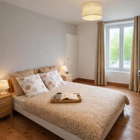 Maison De Rue: *